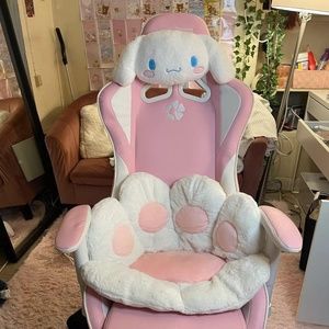 Meet your Posher, Victoria